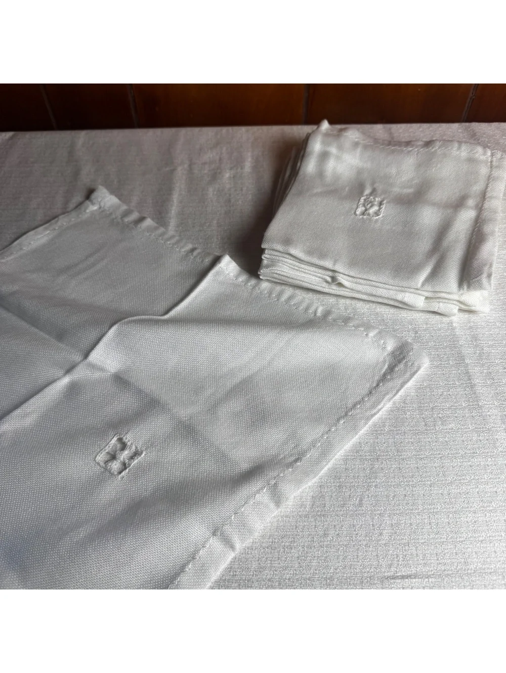 Vintage Set of 8 Handmade White Cotton Napkins Trim Embroidered Table Linens